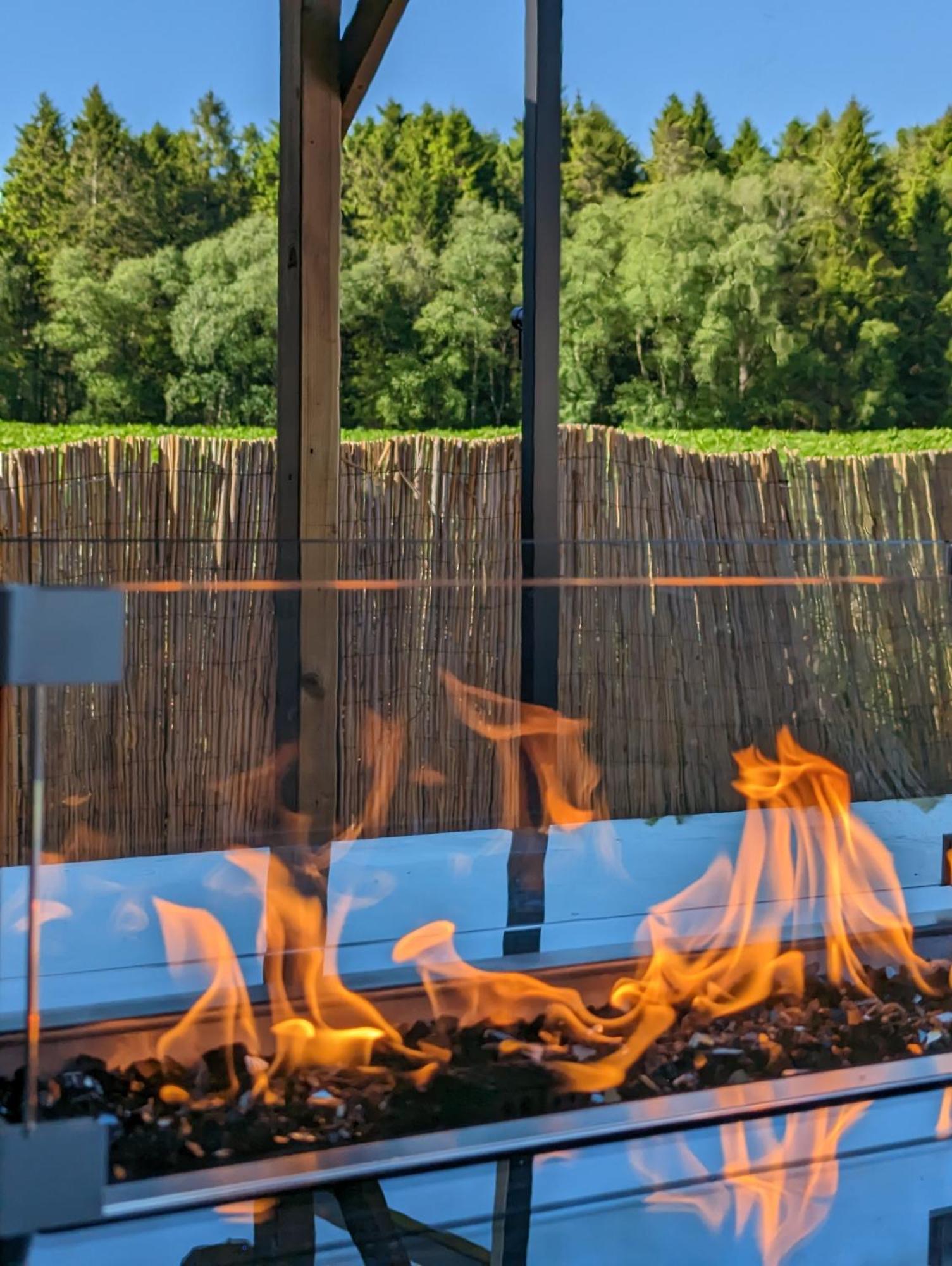 Finn Village "Mountain View Cottage" Private Garden, 9-Seater Hot Tub, Firepit & Pizza Stove Drymen Zewnętrze zdjęcie